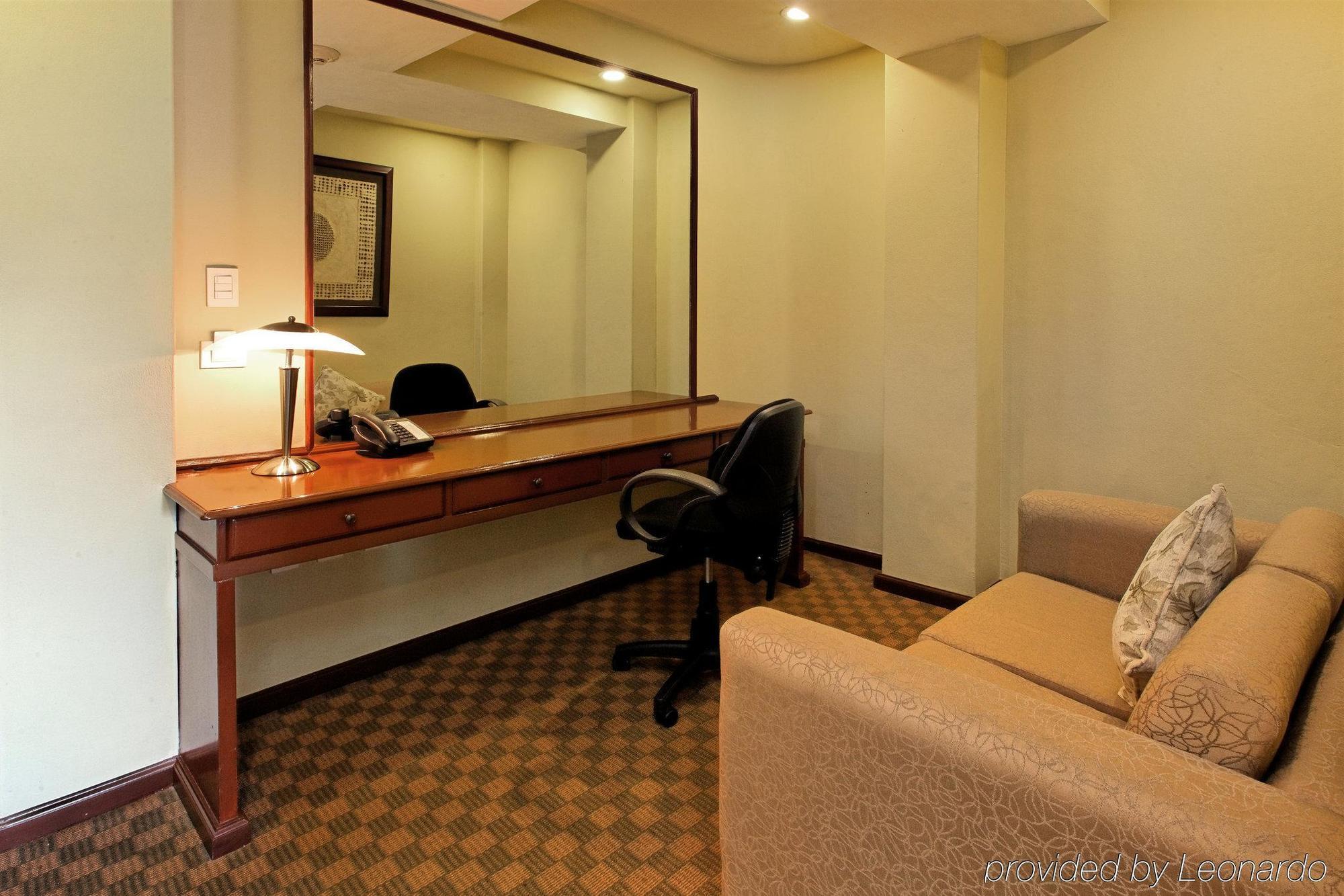 Holiday Inn & Suites Mexico Zona Reforma By Ihg Quarto foto